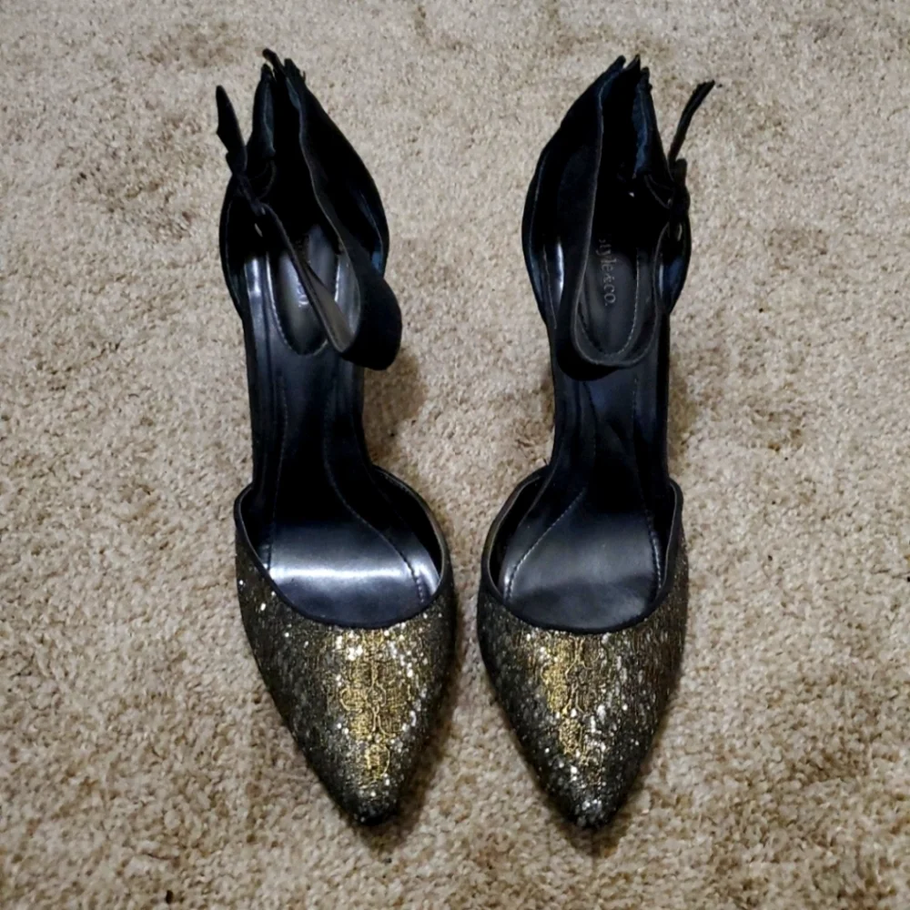 Style & Co Party Heels Black & Gold Sz 9